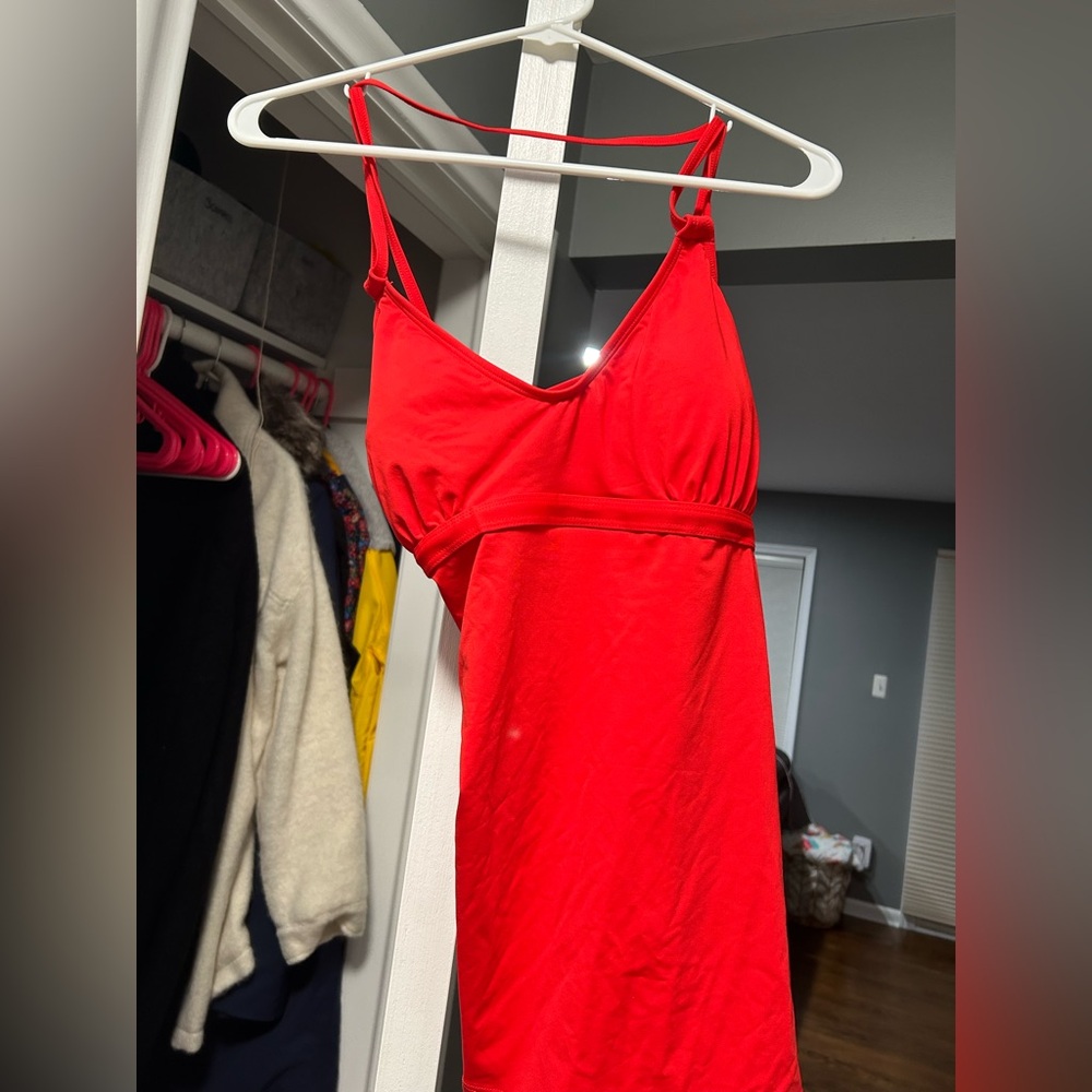 NWOT Athleta criss cross back Tankini Top